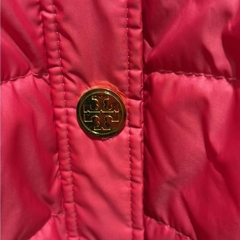 TORY BURCH Pink Quilted
Puffer Sleeveless Jacket Vest 
Gold LOGO Snap Buttons XL - Picture 4 of 8